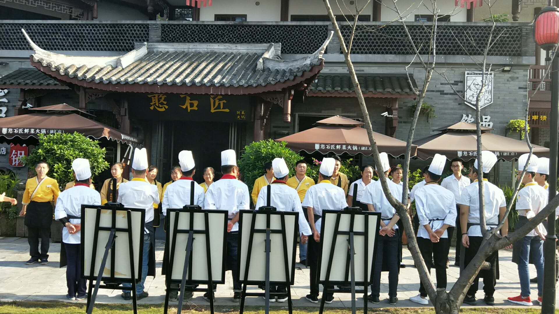 想开火锅店,这些干货了解顾客的消费心里！